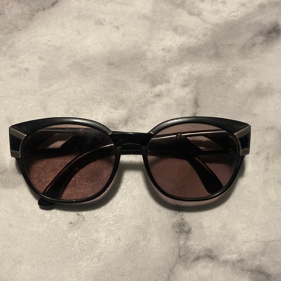 Stylish Black Sunglasses courreges glasses - Picture 3 of 16